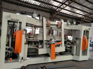 LXQ一260型立式旋切機